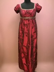 Бордовое ампир (Костюмерная на фонтанке). Цена проката: 2500₽; эпоха: Ампир; цвет: Красный;